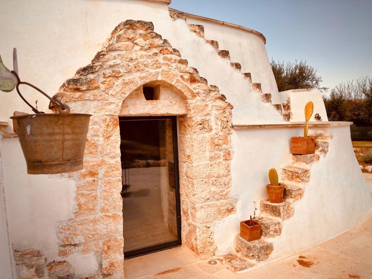 Вилла Trulli Acquasala - Apulian Country Experience Остуни Экстерьер фото