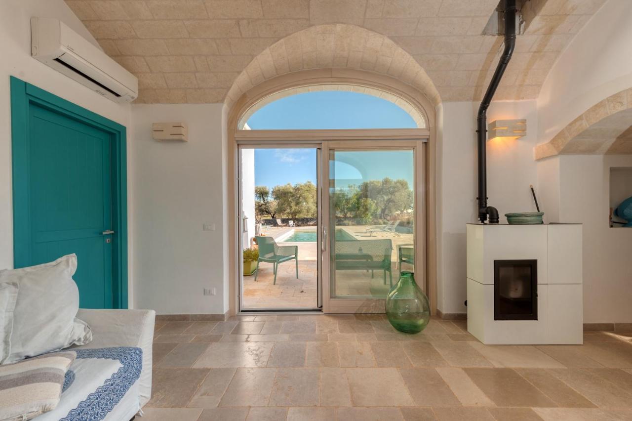 Вилла Trulli Acquasala - Apulian Country Experience Остуни Экстерьер фото