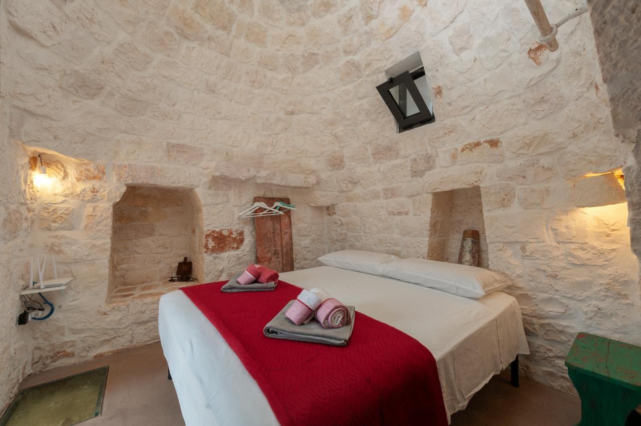 Вилла Trulli Acquasala - Apulian Country Experience Остуни Экстерьер фото