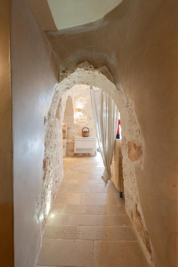 Вилла Trulli Acquasala - Apulian Country Experience Остуни Экстерьер фото