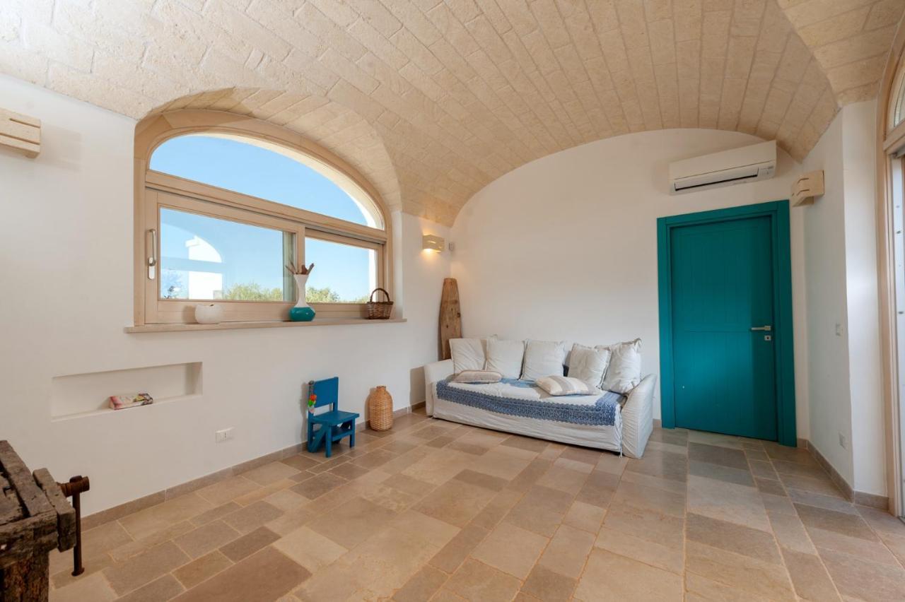 Вилла Trulli Acquasala - Apulian Country Experience Остуни Экстерьер фото